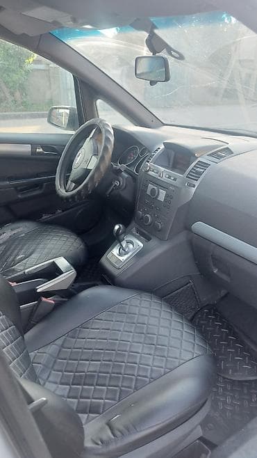 voya: Opel Zafira: 2006 г., Бензин — 7