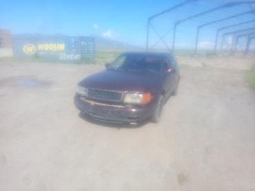 a4 b7: Audi 100: 1993 г., Механика, Универсал — 4