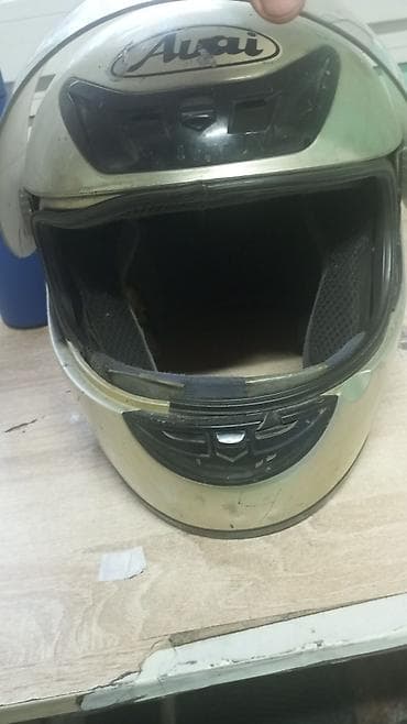 Спорт и отдых: Полноразмерный мотоциклетный шлем Arai - Тип: интеграл (полное — 3