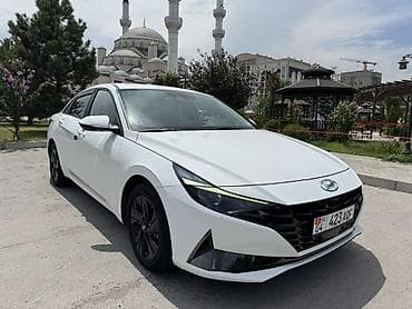 Hyundai Avante: 2021 г., 1.6 л, Автомат, Гибрид, Седан