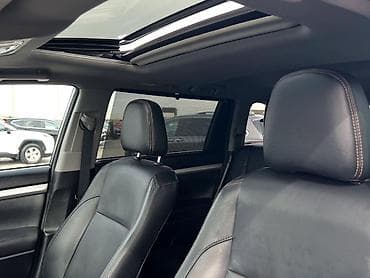 x 5: Toyota Highlander: 2017 г., 3.5 л, Вариатор, Гибрид, Кроссовер — 6