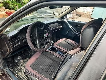 ош жапалак: Audi 80: 1995 г., 1.8 л, Кол менен иштөөчү, Бензин, Седан — 5