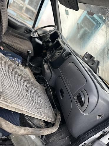 Унаа: Жүк ташуучу унаа, Ford, Стандарт, 5 т, Колдонулган — 8