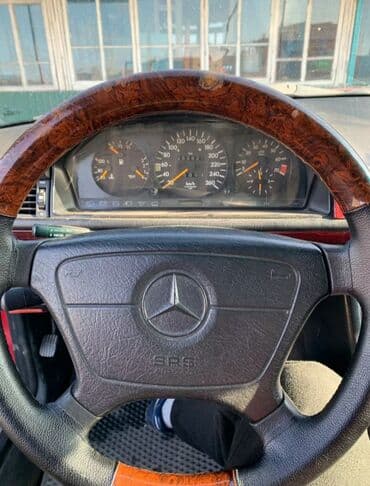 bmw e3: Mercedes-Benz W124: 1995 г., 2.2 л, Бензин, Седан — 3