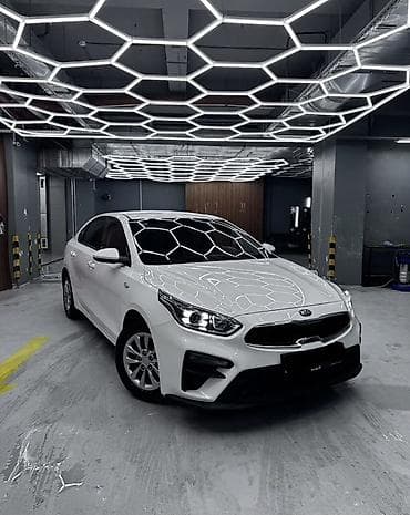 Kia Cerato: 2020 г., 1.6 л, Робот, Бензин, Седан