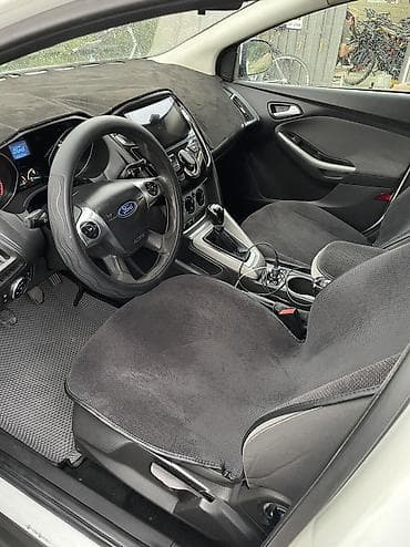 Транспорт: Ford Focus: 2012 г., 1.6 л, Механика, Бензин, Универсал — 6