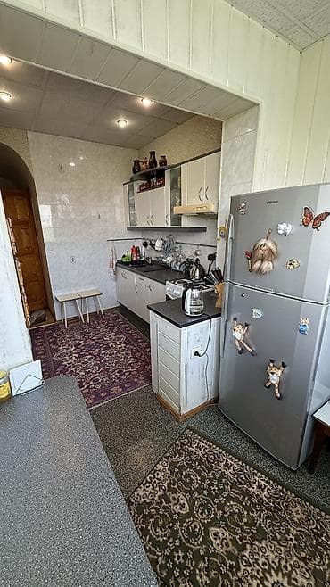 квартира на ик: 2 комнаты, 58 м², 106 серия улучшенная, 6 этаж — 3