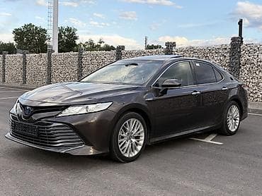 Toyota Camry: 2019 г., 2.5 л, Автомат, Гибрид, Седан