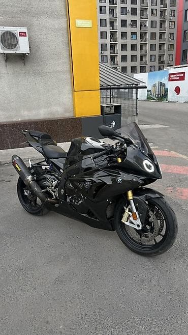 Спортбайк BMW, 1000 куб. см, Бензин at lalafo.kg Спортбайк BMW, 1000 куб. см, Бензин