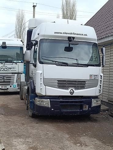 w210 e280: Тягач, Renault, 2010 г., Без прицепа — 1