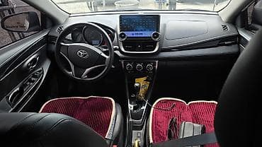 sprinter 4 4: Toyota Yaris: 2020 г., 1.5 л, Автомат, Бензин, Хэтчбэк — 6