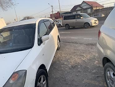 step wgn: Honda Stream: 2005 г., 2 л, Автомат, Газ, Минивэн — 3