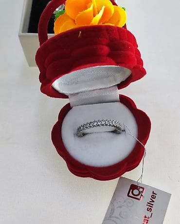 peri: Серебряный кольцо Серебро 925 пробы Размеры имеются Есть доставка — 3