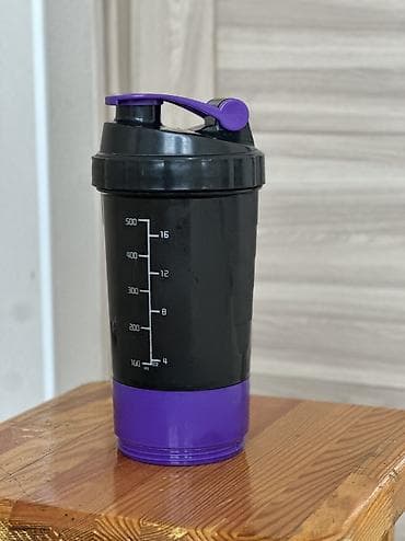 Дом и сад: Бутылка для воды Подойдет для фитнеса Внутри имеется отсек для — 1