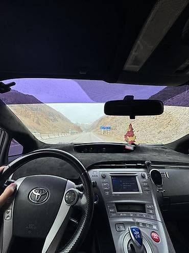 коврик приус: Toyota Prius: 2012 г., 1.8 л, Автомат, Гибрид, Лифтбек — 10