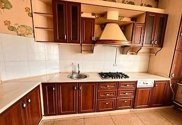 район вефы: 300 м², 7 комнат — 7