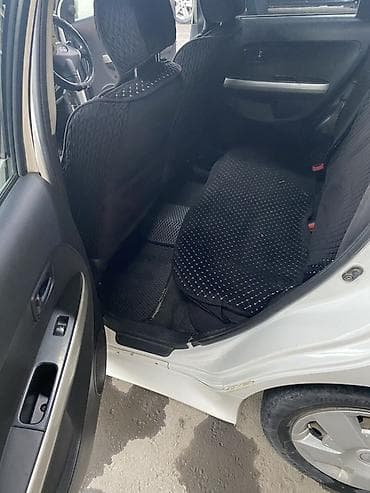 runx alex: Toyota Ist: 2003 г., 1.3 л, Автомат, Бензин, Хэтчбэк — 6