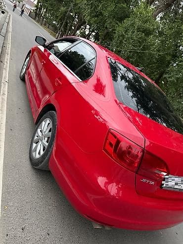 jetta: Volkswagen Jetta: 2013 г., 2.5 л, Автомат, Бензин, Седан — 5