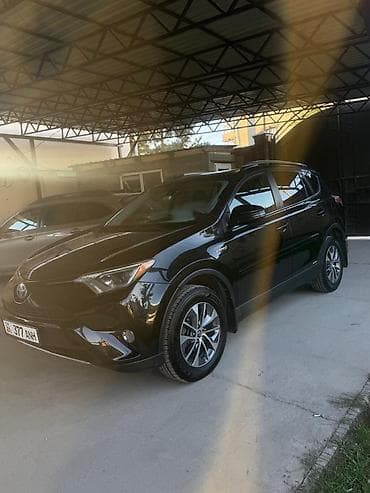 2017: Toyota RAV4: 2017 г., Гибрид, Кроссовер — 6