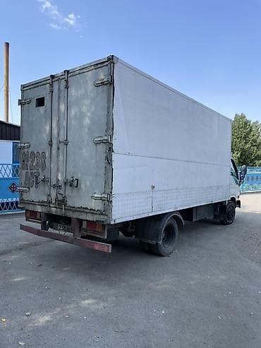 Грузовик, Hyundai, Стандарт, 6 т, Б/у — 6