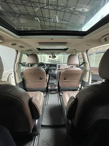 лимузин крайслер: Toyota Sienna: 2015 г., 3.5 л, Автомат, Газ, Минивэн — 10