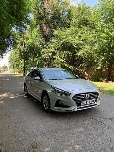 машина golf: Hyundai Sonata: 2018 г., 2 л, Автомат, Газ, Седан — 9