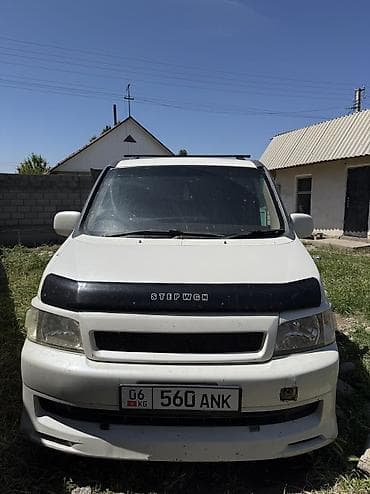реалии: Honda Stepwgn: 2002 г., 2 л, Автомат, Газ — 4
