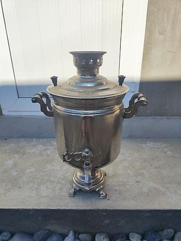 казан посуда: Самовар угольный 8 литровые, целый — 1
