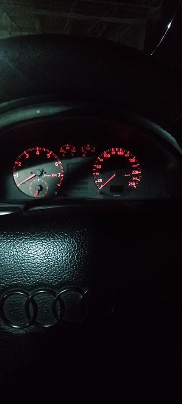 моноинжектор audi 80: Audi A4: 1996 г., 1.6 л, Бензин, Седан — 7
