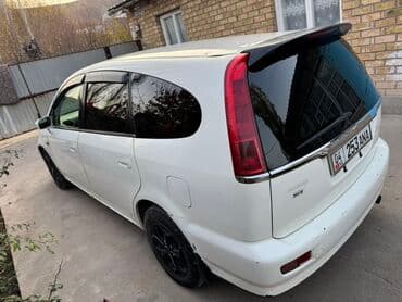 тракторы кытай: Honda Stream: 2001 г., 2 л, Бензиновая — 6