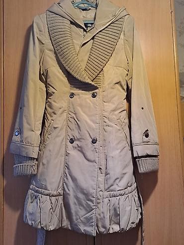 бежевое пальто женское: Женское пальто бежевого цвета. Весна-осень. - Двубортная застёжка на — 2