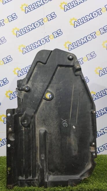 e71: BMW X6 E71, пластиковая защита двигателя — 1