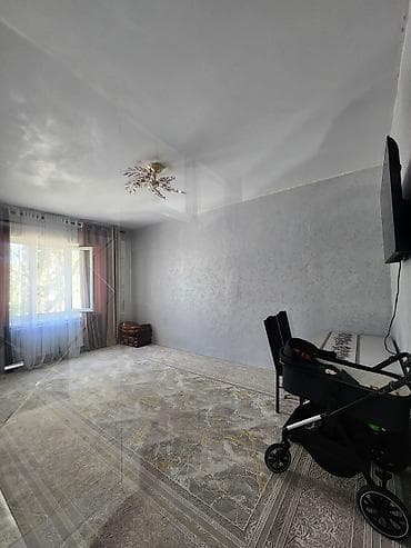 Квартиры: 3 комнаты, 78 м², 105 серия, 105 серия, 3 этаж, Косметический ремонт — 4