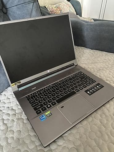 Игровой ноутбук Acer Predator Характеристики и особенности: - Дисплей