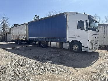 Тягач, Volvo, Тентованный