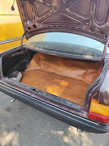 автомат левый руль: Audi 100: 1988 г., 2 л, Механика — 7