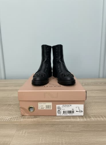 фирменная обувь из италии: Ботинки, 36, Б/у, цвет - Черный, Самовывоз — 1