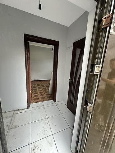 Продажа квартир: 1 комната, 30 м², Малосемейка, 1 этаж, Косметический ремонт — 1