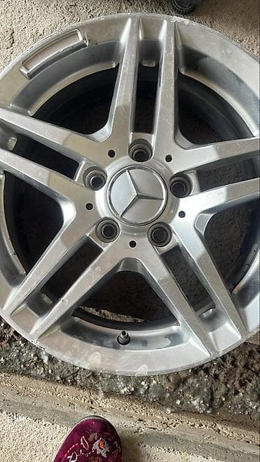 Шиналар жана дисктер: Куйма Дисктер R 15 Mercedes-Benz, тешиктери - 3, Колдонулган — 1