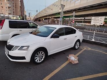 тааль: Skoda Octavia: 2018 г., 1.6 л, Автомат, Бензин, Лифтбек — 3