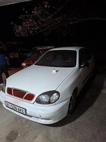 Daewoo Lanos: 1997 г., Бензин, Седан