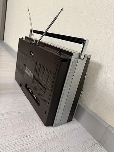 akg 220: Sharp GF-555 После полной профилактики Все работает Состояние — 9