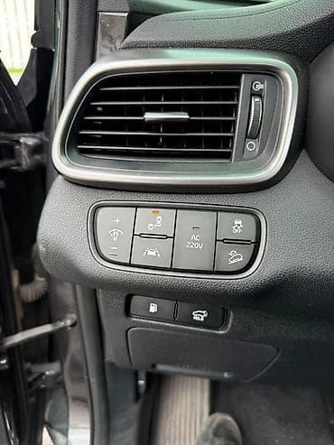 sprinter 2 7: Kia Sorento: 2019 г., 2.2 л, Кроссовер — 10
