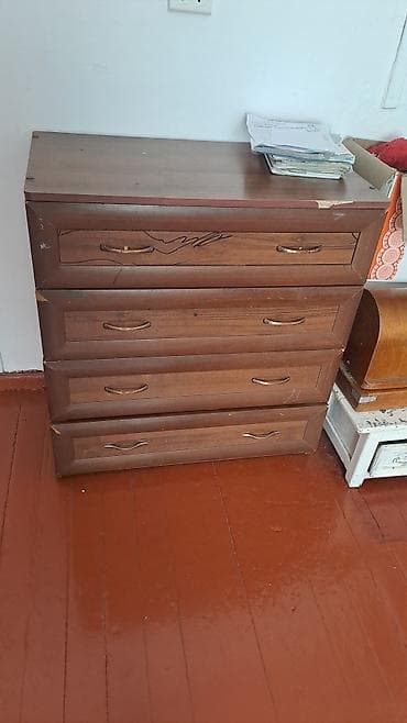 Комод для одежды, Б/у, С зеркалом, ЛДСП, цвет - Коричневый