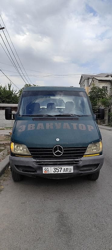 эвакуатоы: Mercedes-Benz Спринтер: 2004 г., 3.2 л, Механика, Дизель — 3
