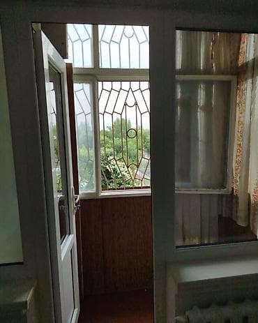 2 bedroom: Продаю 2-комн КВ 42м2 Район: Политех Серия 104 Ремонт — 3
