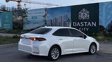 lada 2112: Toyota Corolla: 2020 г., 1.8 л, Автомат, Гибрид, Седан — 5