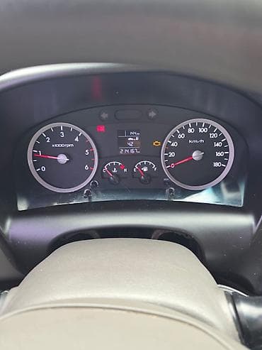 hilux syrf: Легкий грузовик, Hyundai, Стандарт, До 1 т, Б/у — 8