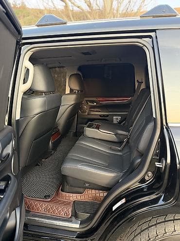 пленка 35мм: Lexus LX: 2019 г., 5.7 л, Автомат, Газ, Внедорожник — 4