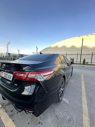 Продажа авто: Toyota Camry: 2019 г., 2.5 л, Автомат, Бензин, Седан — 4